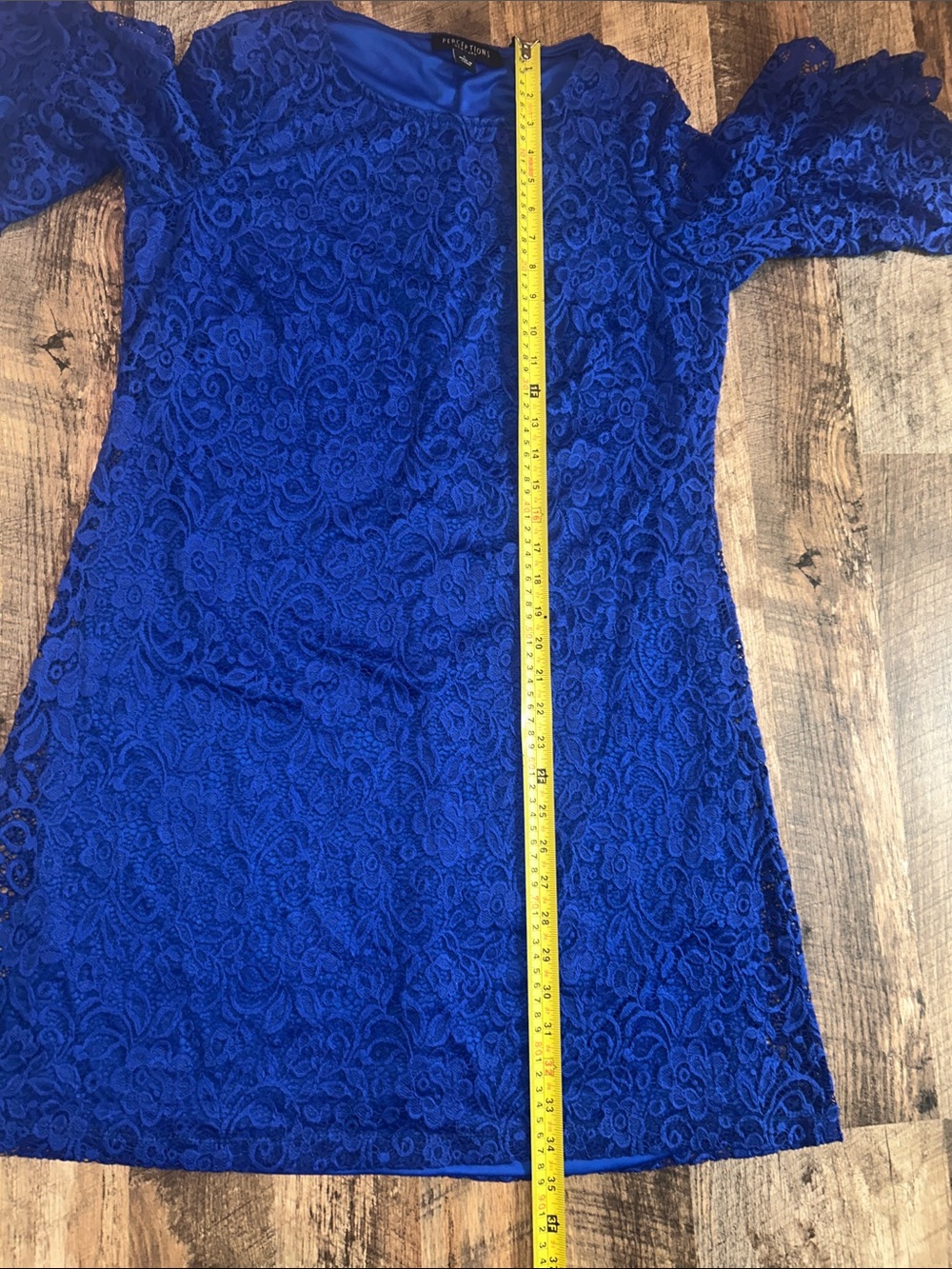 Perceptions New York Lace Boat Neck Shift Dress in a gorgeous sapphire blue! - Picture 9 of 9